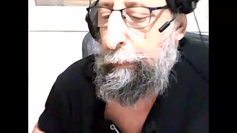 Snapshot of casual53 chatting on January 2025 04:38:02 AM casual53 online show from January 2025 04:38:02 AM