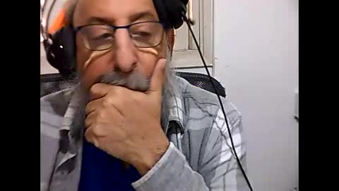 Snapshot of casual53 chatting on February 2025 06:37:01 AM casual53 online show from February 2025 06:37:01 AM
