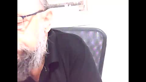 Snapshot of casual53 chatting on February 2025 04:48:01 AM casual53 online show from February 2025 04:48:01 AM