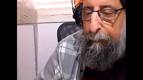 Snapshot of casual53 chatting on February 2025 07:05:01 AM casual53 online show from February 2025 07:05:01 AM