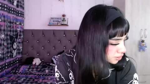 Snapshot of cat_mila_ chatting on March 2026 07:08:02 AM Mila online show from March 2026 07:08:02 AM