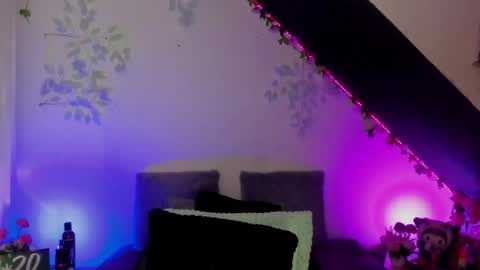 Cata green model independient online show from January 2025 09:54:01 PM