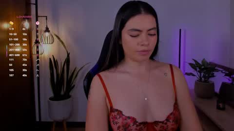 MACARENA online show from January 2026 08:14:02 PM