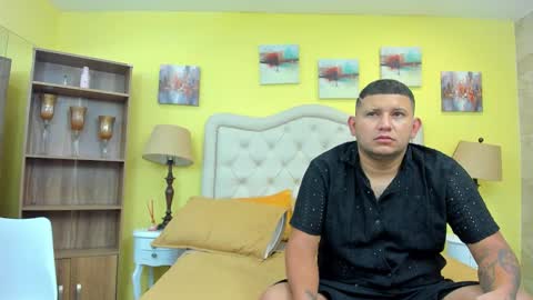 Jhon and Catalina online show from October 2025 01:11:01 PM