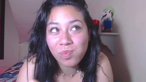Snapshot of catalina_saenz19 chatting on September 2025 10:22:02 PM Catalina Saenz online show from September 2025 10:22:02 PM