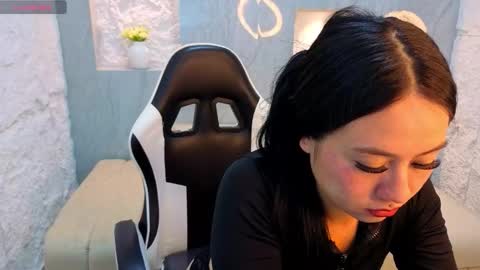 Snapshot of catalina_tx_ chatting on February 2026 02:00:02 PM Online 800 to 1400 online show from February 2026 02:00:02 PM