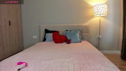 Pat online show from December 2025 08:23:01 AM