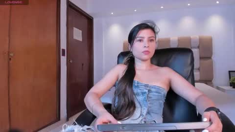 Snapshot of cathalina_santana chatting on September 2025 06:00:01 PM Catalina Santana online show from September 2025 06:00:01 PM