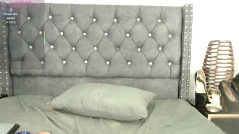 cathalina online show from November 2025 03:04:01 PM