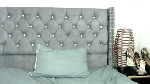 cathalina online show from December 2025 02:46:02 PM