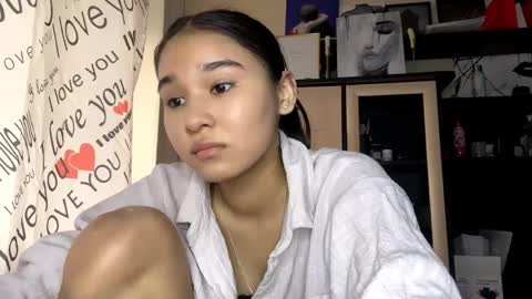 catherinepirs online show from April 2026 12:35:01 PM