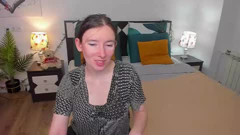 Catrin online show from March 2025 06:16:01 AM
