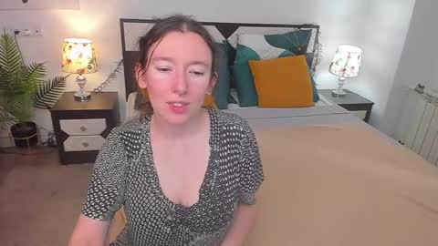 Catrin online show from September 2025 06:50:02 AM