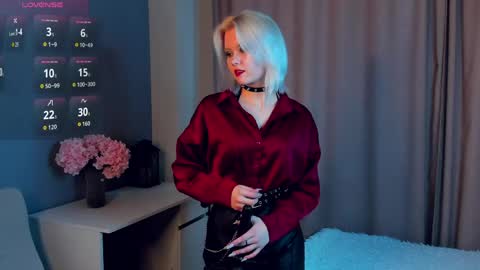 Mia online show from March 2026 11:10:01 AM