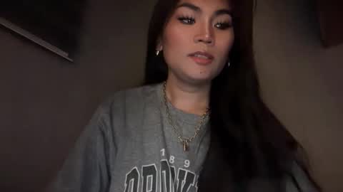 Snapshot of cathy_sanches chatting on May 2026 01:56:02 AM cathy online show from May 2026 01:56:02 AM
