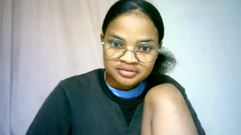 Snapshot of cathyxlisa chatting on June 2026 07:23:01 AM CathyXLisa online show from June 2026 07:23:01 AM
