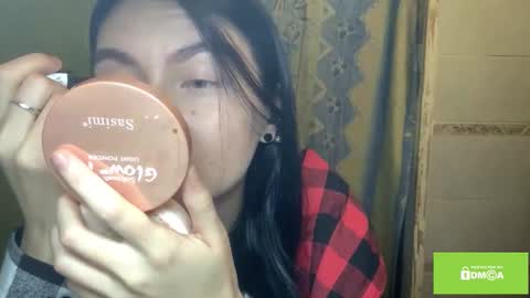 Lola online show from November 2025 09:17:01 PM