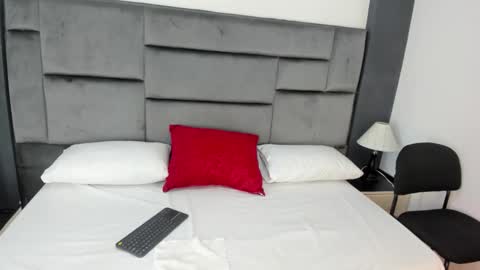 Catleya online show from December 2025 11:48:02 AM