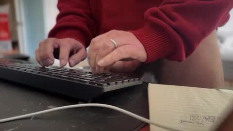 catmandoo21001 online show from November 2025 06:54:01 PM