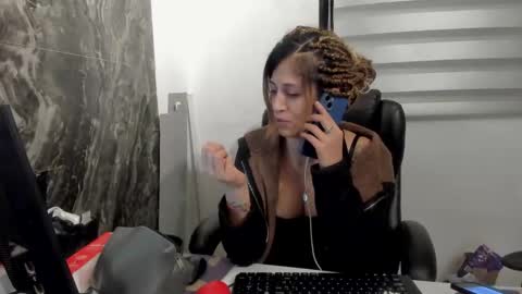 CATT EVANS online show from October 2025 11:49:01 PM