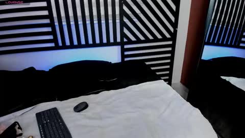 Cattleya online show from December 2025 08:37:02 PM