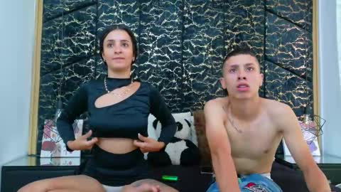 Snapshot of cattyandnicky chatting on September 2025 12:19:01 PM CattyANDnicky online show from September 2025 12:19:01 PM