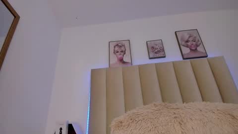 catvalentinee_ online show from October 2025 09:43:01 AM