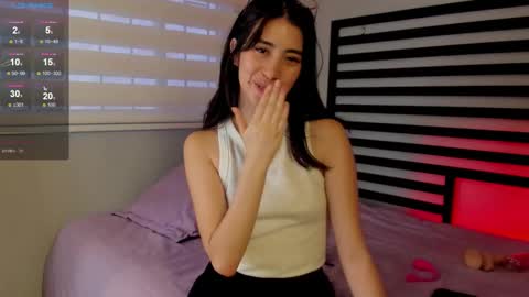 Snapshot of caty_loves chatting on September 2025 09:48:01 PM Caty online show from September 2025 09:48:01 PM