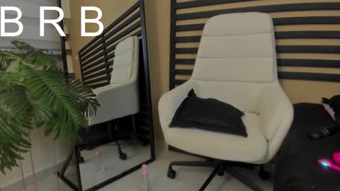 Caty  online show from March 2026 02:04:02 AM