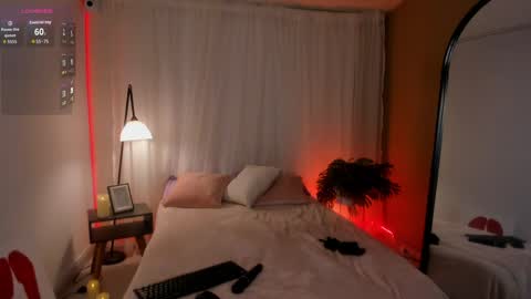 Snapshot of caty_loves chatting on May 2026 10:49:02 PM Caty online show from May 2026 10:49:02 PM