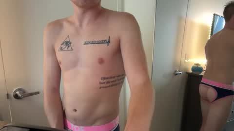 Snapshot of cchadnextdoor25 chatting on October 2025 05:36:02 PM Chad online show from October 2025 05:36:02 PM