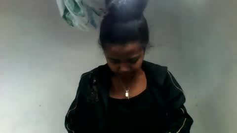Snapshot of cclanioo chatting on June 2026 06:10:02 AM cclanioo online show from June 2026 06:10:02 AM