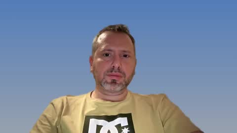 Snapshot of ccmhp1 chatting on November 2025 10:20:02 PM Tomys online show from November 2025 10:20:02 PM