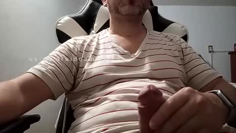 Snapshot of ccmhp1 chatting on November 2025 12:47:01 AM Tomys online show from November 2025 12:47:01 AM