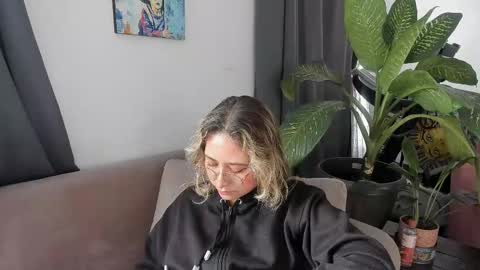 ccuteass online show from March 2025 03:39:01 PM