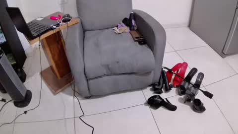 Mistress Cdnova online show from December 2024 08:49:02 PM