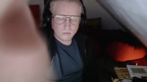 Snapshot of cebas chatting on November 2025 09:10:01 AM cebas online show from November 2025 09:10:01 AM