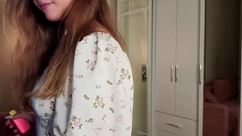 Snapshot of ceceliapidcock chatting on September 2025 07:27:01 PM Lina online show from September 2025 07:27:01 PM