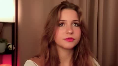 Lina  online show from December 2025 07:12:02 PM