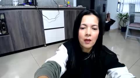 Snapshot of cecihotty4u chatting on February 2025 10:50:02 PM ceci online show from February 2025 10:50:02 PM