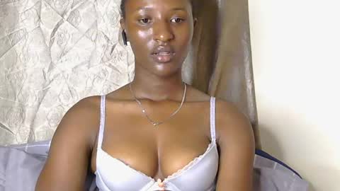 cee_queen online show from July 2026 06:53:02 AM