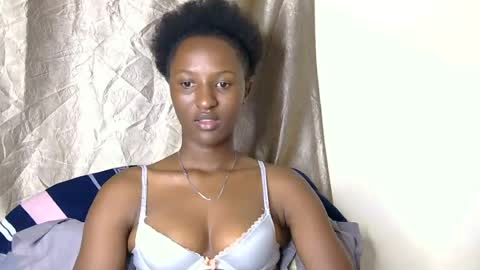 cee_queen online show from July 2026 06:59:01 PM