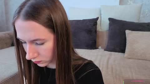 Snapshot of cel1ne_secret chatting on May 2026 06:19:02 AM Josie Manesi online show from May 2026 06:19:02 AM