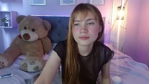 Snapshot of celeste_london chatting on May 2026 06:38:01 PM C E L E S T E online show from May 2026 06:38:01 PM