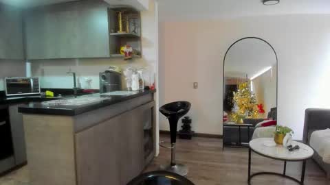 mia  sofiabohorquez INSTAGRAM online show from December 2025 04:23:02 PM