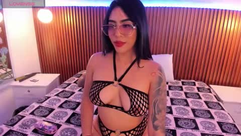 Sofia Castrillon online show from November 2025 12:19:02 PM