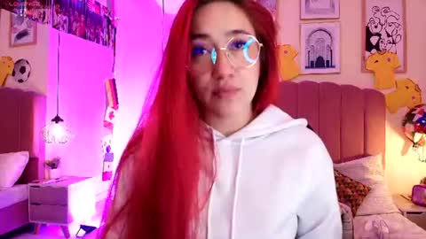 Snapshot of celestee15_ chatting on June 2026 11:18:02 AM Celeste online show from June 2026 11:18:02 AM
