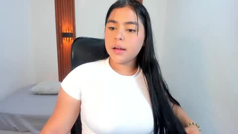 celestemoon5 online show from June 2026 07:48:01 PM