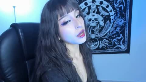   online show from December 2024 06:21:01 AM