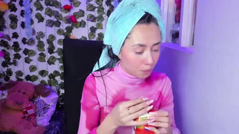 Snapshot of celestinepurple chatting on December 2024 08:55:01 PM Celestineeeeee online show from December 2024 08:55:01 PM